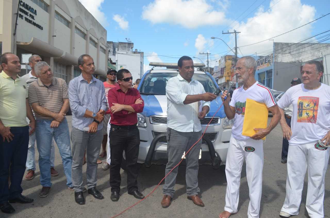 Camacã: Prefeito Interino Paulo do Gás participa de Homenagem a Mestre Medicina